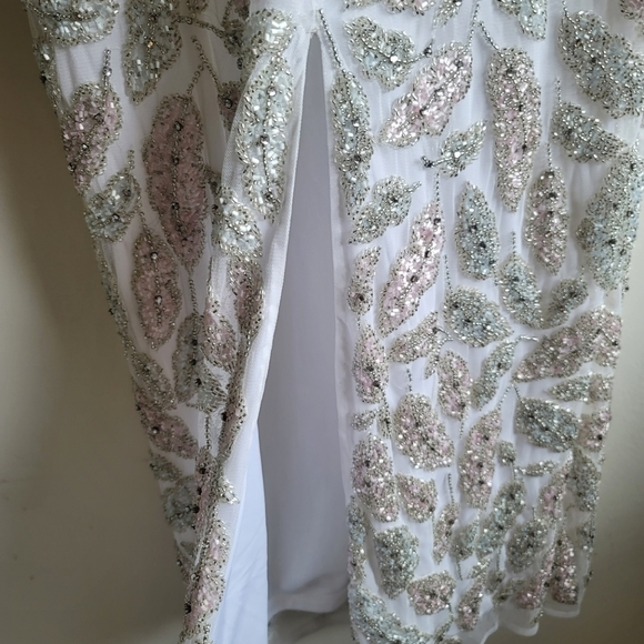 Mac duggal, Foliage Embellished‎ Sheath Dress, Ivory, Size 4, NWT - Picture 9 of 15